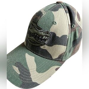 Men’s Top of the World One Fit Florida Gator Camo Collegiate Hat